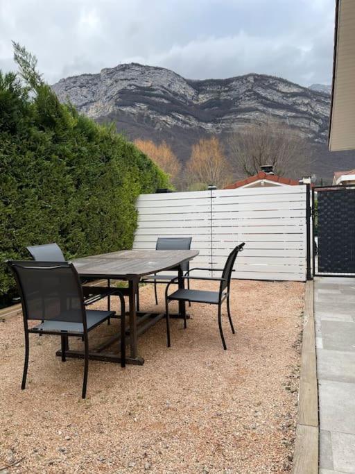 Grenoble Sud Varces Suite Privatisee Au Pied Des Montagnes 외부 사진
